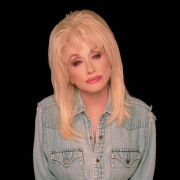 Causa da morte de Dolly Parton não é revelada: cantora estava hospitalizada há quatro dias